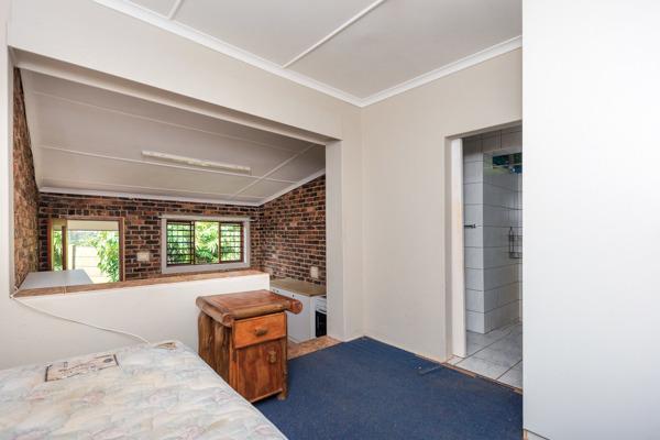 5 Bedroom Property for Sale in Denneoord Western Cape